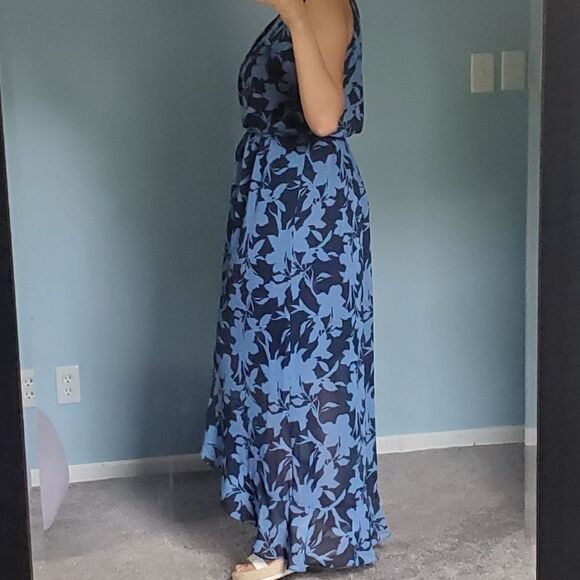 SL New York fashion ruffle dress - Picture 5 of 9